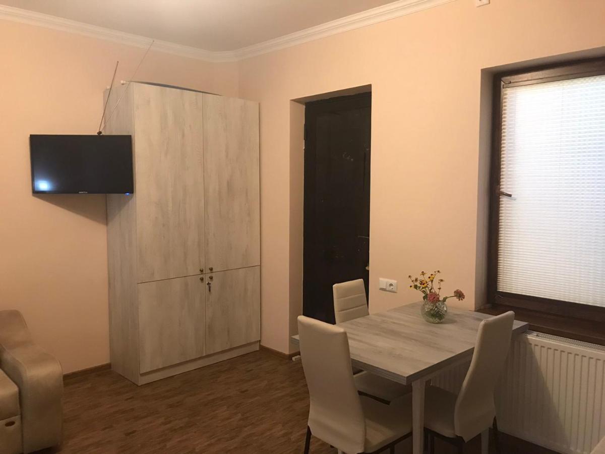Ani-A Apartment Sighnaghi Bagian luar foto